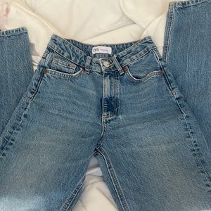zara highwaisted straight jeans